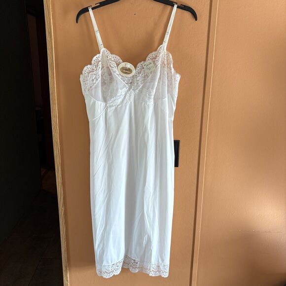 VTG 1960s HOLLYWOOD VASSARETTE LACE FULL SLIP SLIP DRESS SZ A 36 Munsingwear - Picture 1 of 14